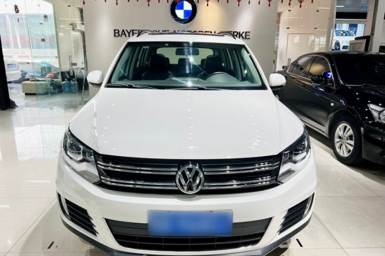 Used Volkswagen Tiguan 2016 300TSI Automatic All-Wheel Drive Fashion Vision Edition Exterior 2