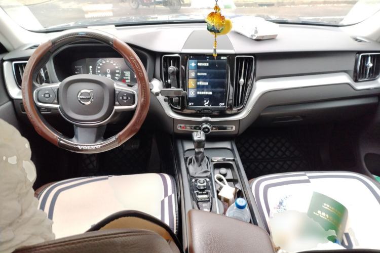 Used Volvo XC60 2020 T5 4x4 Zhiyi Luxury Edition