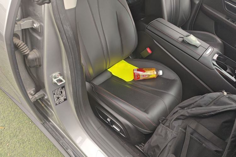 Used XPeng P7 2022 625E Right Front Seat