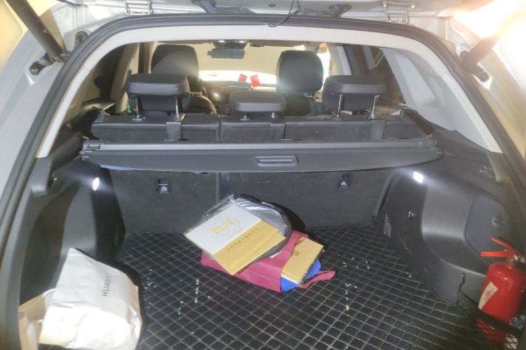 Used Hongqi HS5 2022 Facelifted Version 2.0T Smart Connect Flagship All-Wheel-Drive Edition
