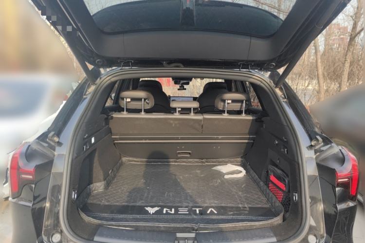 Used NETA L 2024 Extended-Range 310 Flash-Charge Red Edition
