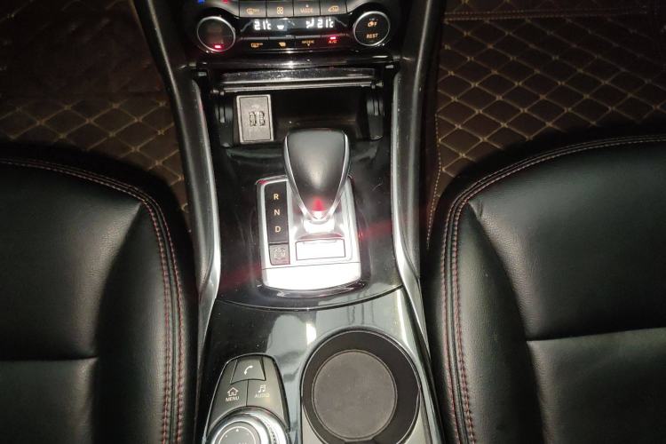 Used Infiniti QX30 2017 1.6T Two-Wheel-Drive Sport Edition
