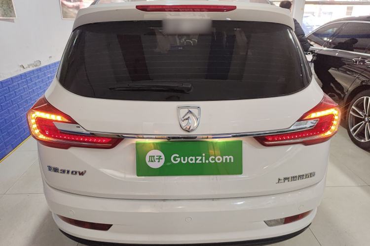 Used Baojun 310W 2017 1.5L Manual Fashion Edition China VI
