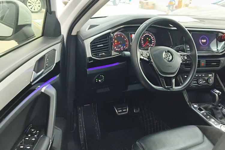 Used Volkswagen Tayron 2019 330TSI Two-Wheel-Drive Luxury Version China V Emission Standard