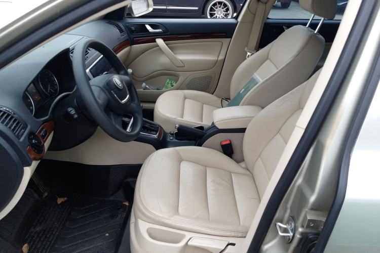 Used Skoda Octavia 2013 1.6L Automatic Yijun Edition Left Front Seat