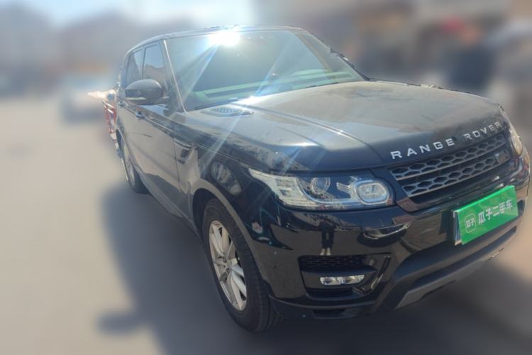 Used Land Rover Range Sport 2017 3.0 SC V6 SE Front Right 45 Deg