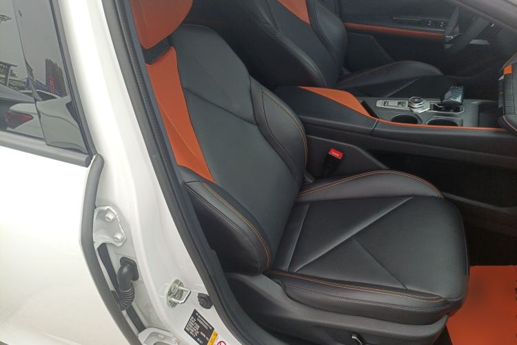 Used CHANGAN UNI-V 2022 1.5T Prestige Version
