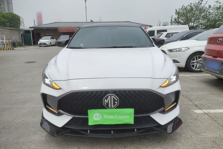 Used MG 5 2022 300TGI DCT Chao Yue Luxury Edition Front