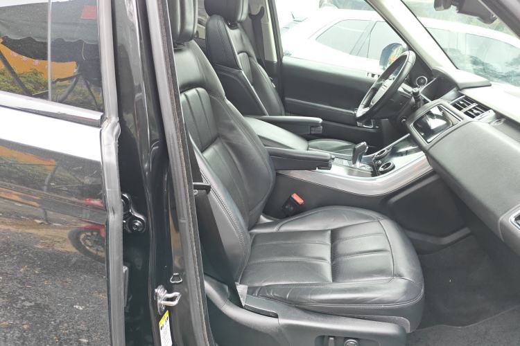 Used Land Rover Range Sport 2020 3.0 L6 SE Right Front Seat