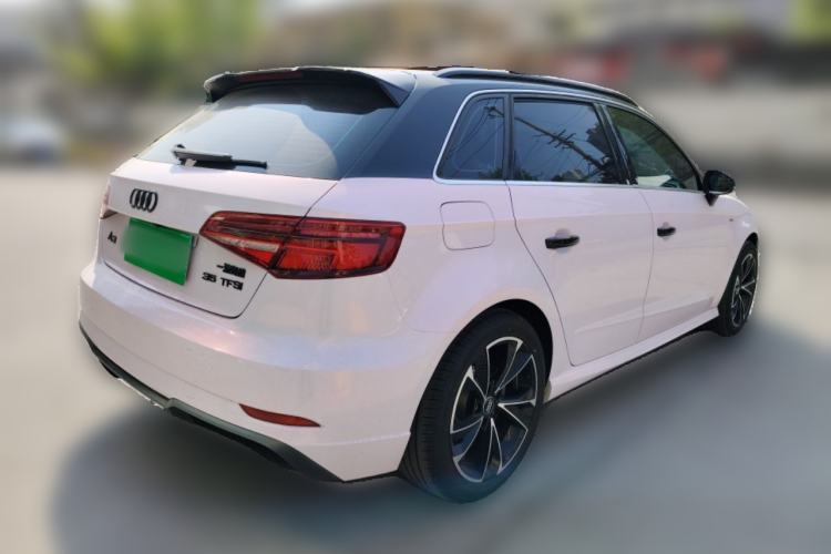 Used Audi A3 2017 Sportback 35 TFSI Fashion Model
