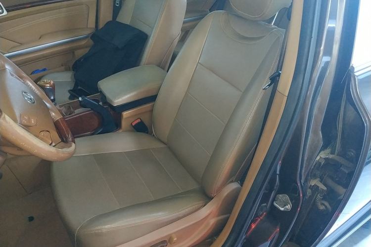 Used Huatai Boliger 2012 1.8T Manual Two-Wheel Drive Smart Edition Left Front Seat