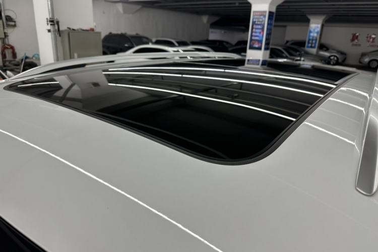 Used Volkswagen Tiguan L 2023 280TSI Automatic Two-Wheel Drive Trendy Innovation Limited Edition
