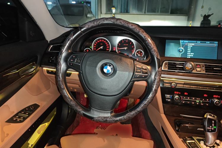 Used BMW 7 Series 2009 740Li Luxury Model Steering Wheel