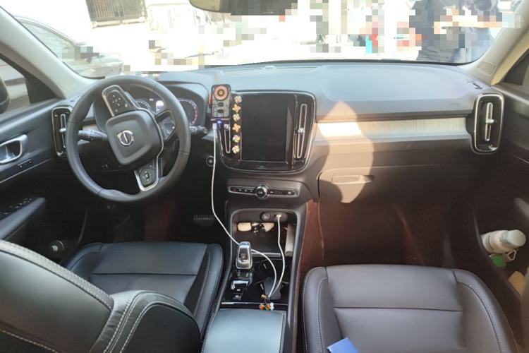 Used Volvo XC40 2022 T4 Four-Wheel Drive Smart & Luxurious Edition
