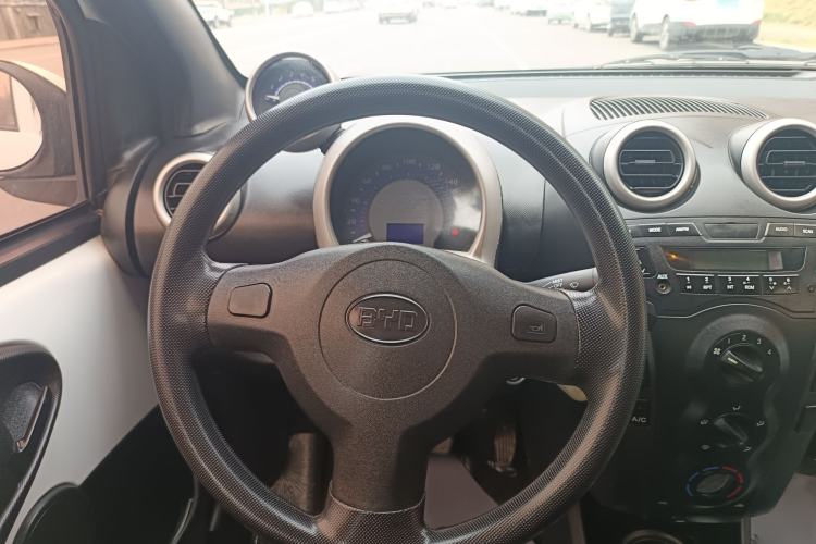 Used BYD F0 2015 1.0L AMT XuanKu Model
