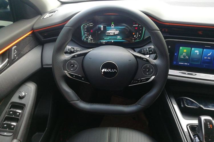 Used Dongfeng Aeolus Yixuan MAX 2023 1.5T Ultra-Stylish Trendsetting Dad Edition