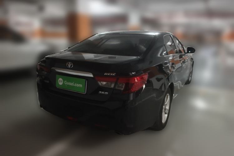 Used Toyota Reiz 2013 2.5S Elite Edition Rear Right 45 Deg
