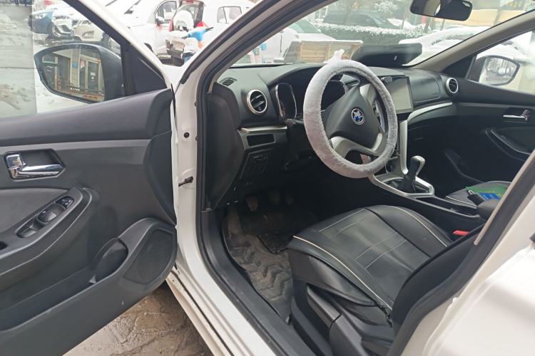 Used Venucia T70 2015 1.6L Manual Ruixing Edition