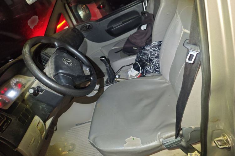 Used FORTHING Lingzhi 2017 V3 1.5L 5-Seater Special Offer Model