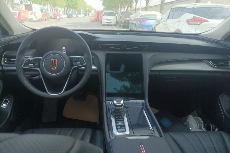 Used Hongqi H5 2024 1.5T DCT Smart Connect Flagship Edition Center Console