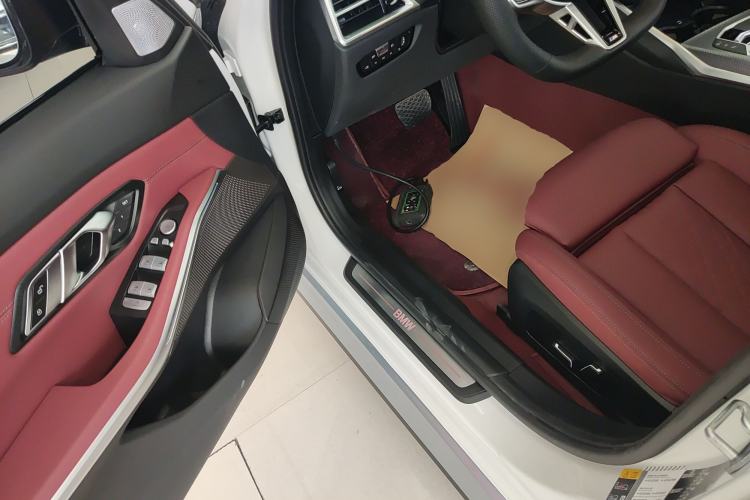 Used BMW i3 2025 eDrive 40 L Midnight Edition