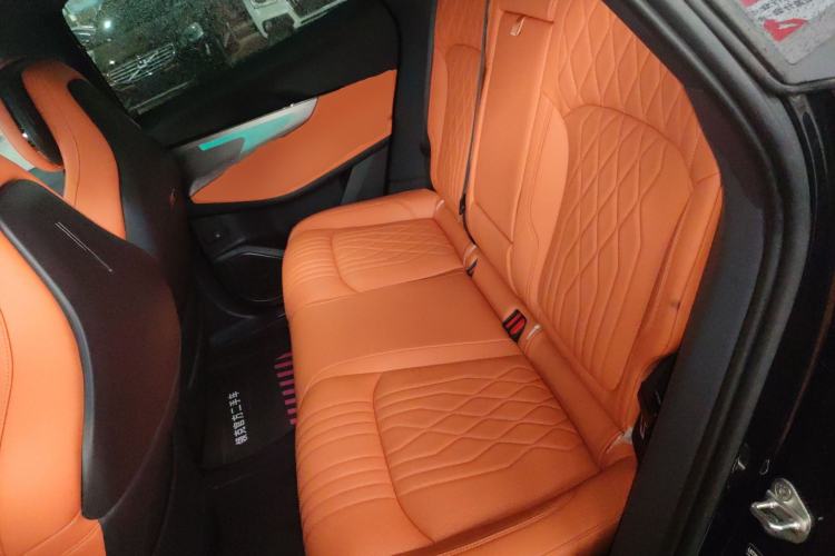 Used Lynk & Co 08 EM-P 2026 Model 210 Four-Wheel Drive Performance Ultra H7 Interior 4