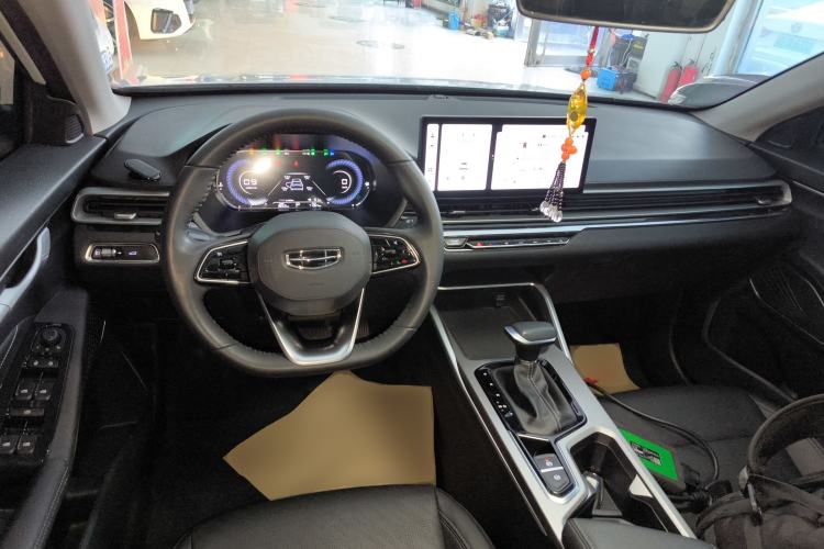 Used Geely Auto Emgrand 2023 4th Generation Champion Edition 1.5L CVT Luxury Model
