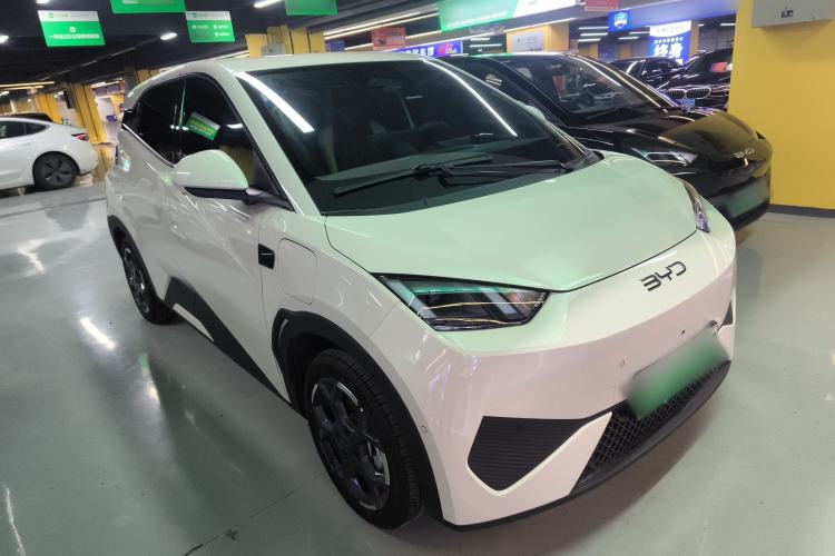 Used BYD Seagull 2025 Smart Drive Version 305 km Freedom Edition Front Right 45 Deg