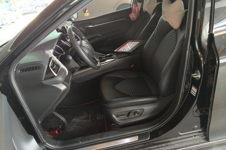 Used Toyota Camry 2023 2.0S Knight Edition