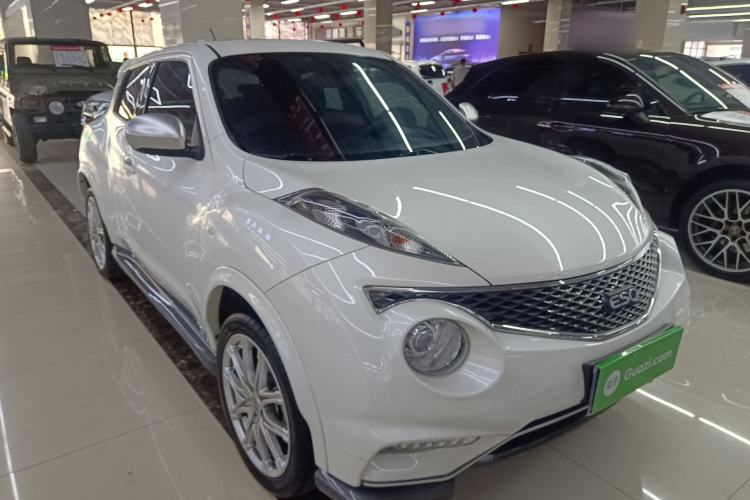 Used Infiniti ESQ 2014 1.6L Spontaneous Edition
