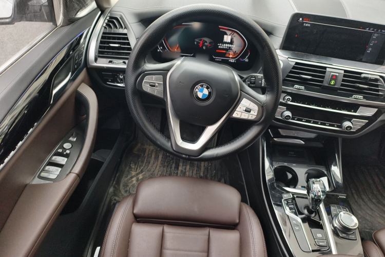 Used BMW X3 2021 xDrive25i Luxury Package Steering Wheel