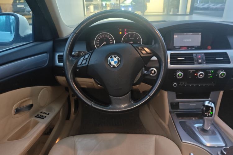 Used BMW 5 Series 2008 523Li Elegant Edition Steering Wheel