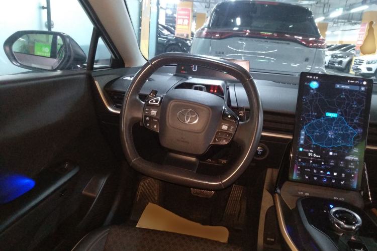 Used Toyota bZ3 2023 616 km Long-Range Premium
