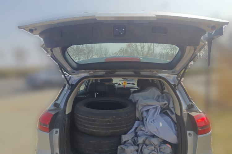 Used Geely Auto Emgrand X7 Sport 2016 1.8TD Automatic Smart Model Trunk