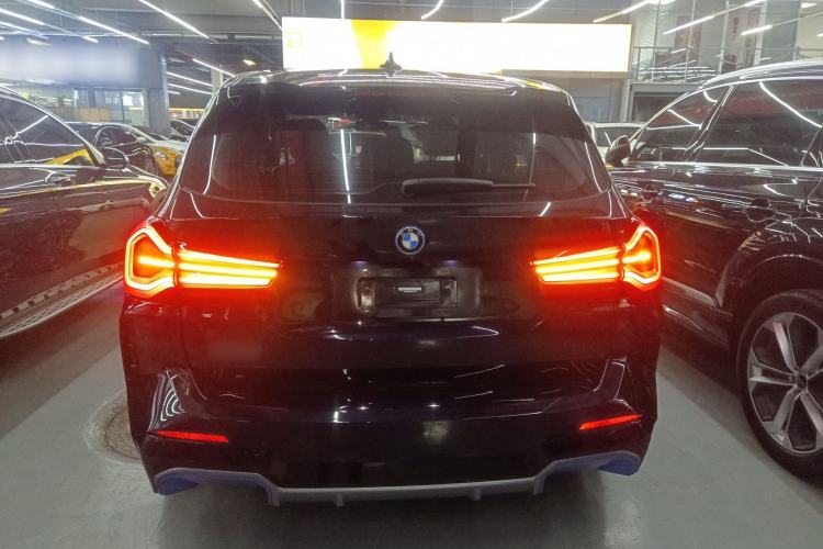 Used BMW iX3 2022 Leading Model

