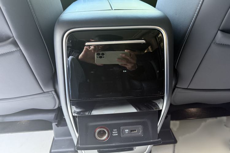 Used GAC Trumpchi M8 2021 Master Series 390T Prestige Edition Interior 3