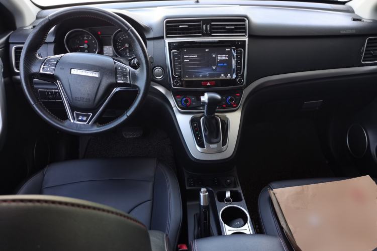 Used Haval H6 2017 Blue Label Sport Edition 1.5T Automatic Two-Wheel Drive Luxury Model Center Console
