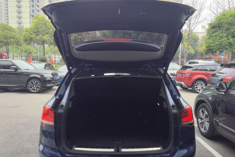 Used BMW X1 2020 sDrive25Li Leading Model Trunk