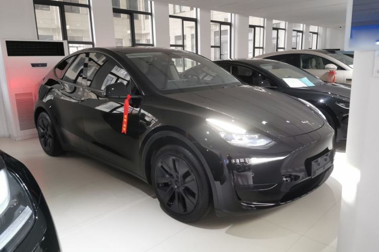 Used Tesla Model Y 2023 Rear-Wheel-Drive Version