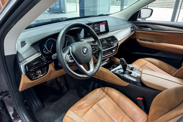 Used BMW 6 Series GT 2018 630i Luxury Design Package