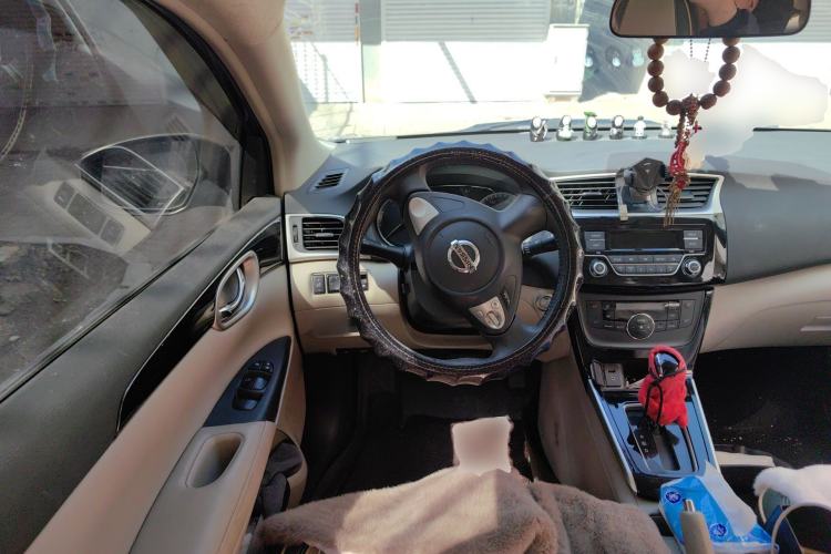 Used Nissan Sylphy 2016 1.8XL CVT Luxury Edition Steering Wheel