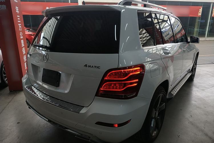Used Mercedes-Benz GLK-Class 2013 GLK 300 4MATIC Dynamic Sunroof Model