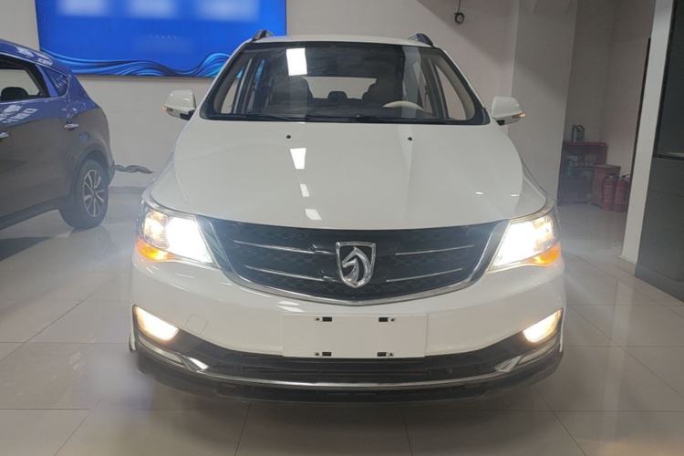 Used Baojun 730 2016 1.5T Manual Comfort Version 7 Seats
