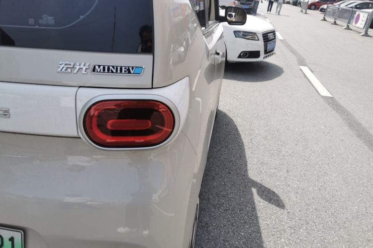 Used Wuling Hongguang MINIEV 2024 3rd Generation 215km Youth Edition Right Rear Taillight