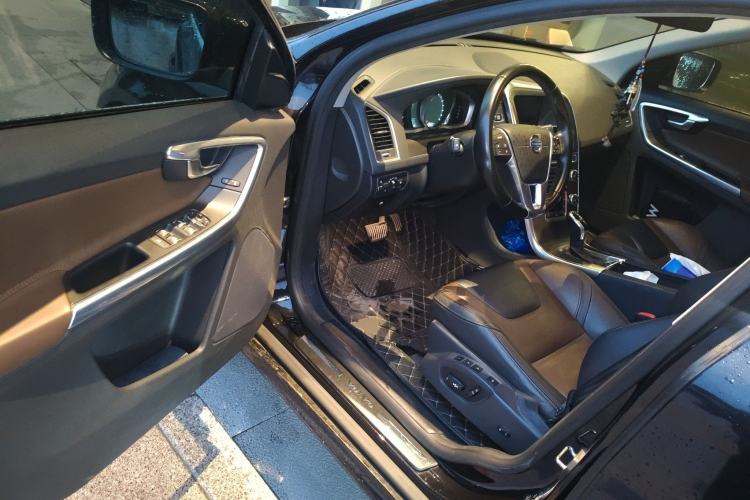 Used Volvo XC60 2016 T5 Smart Drive Edition