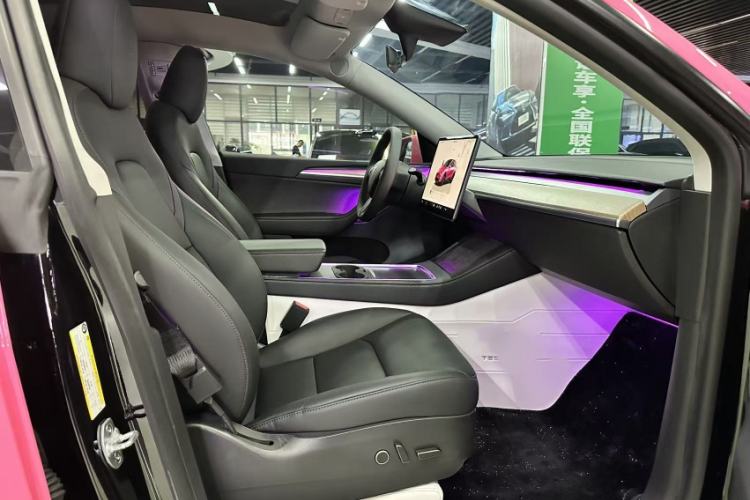 Used Tesla Model Y 2022 Rear-Wheel-Drive Version
