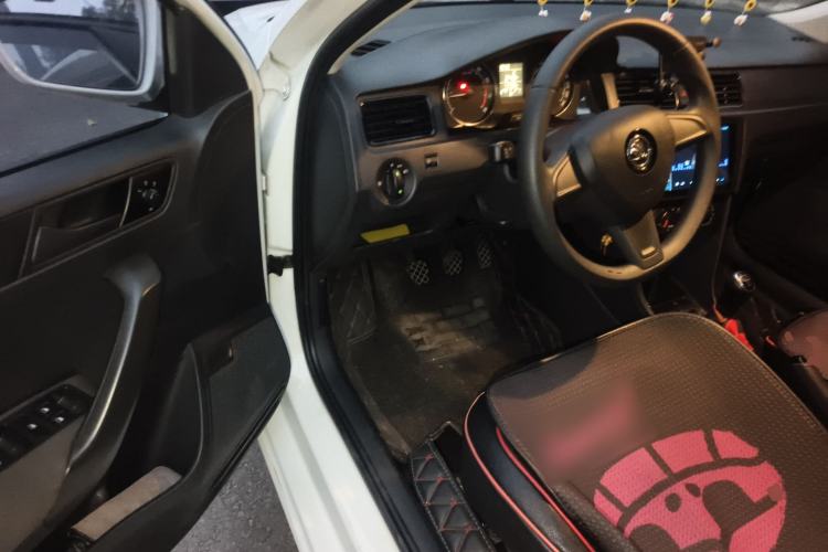 Used Skoda Rapid Spaceback 2016 Revised Version 1.4L Manual Front-Drive Edition