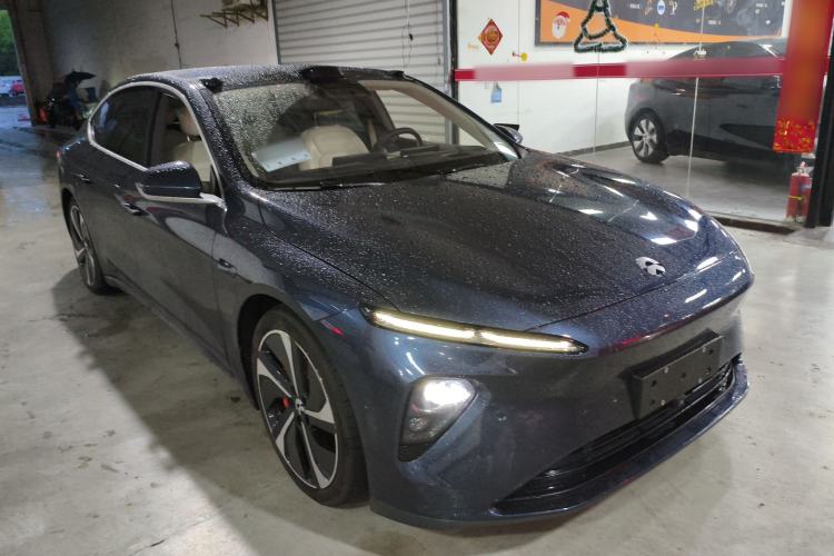 Used Nio ET7 2022 100 kWh Front Right 45 Deg