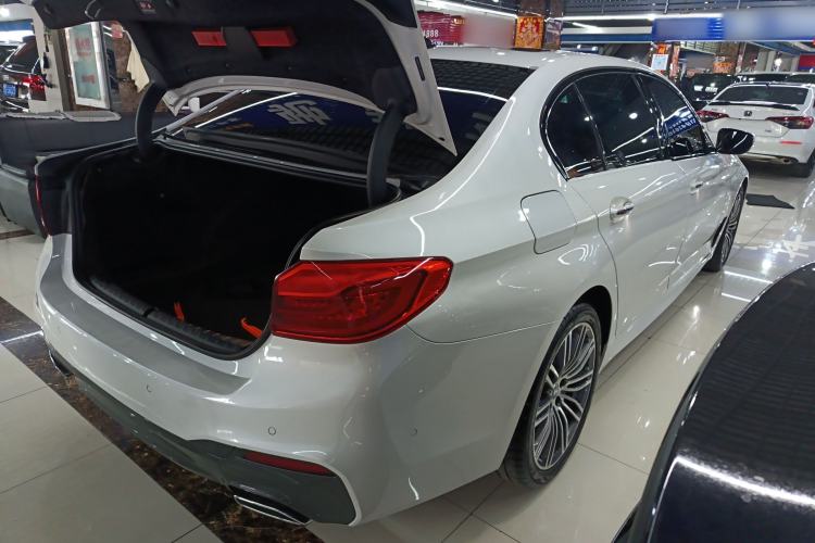 Used BMW 5 Series 2018 Restyled 530Li Leading Edition M Sport Package Rear Right 45 Deg