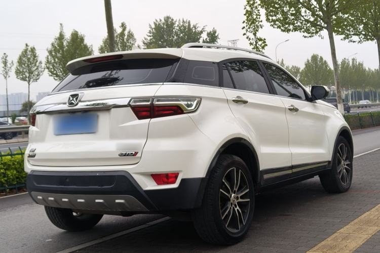 Used JMC Yusheng S330 2016 1.5L GTDi Automatic Two-Wheel Drive Flagship Edition Exterior 6